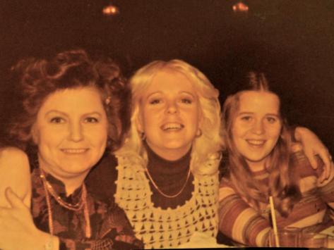 9970_10152712119005526_1328825630_n