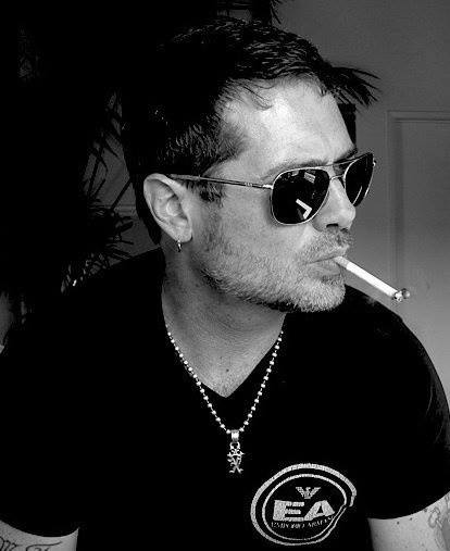 1175026_640936659274413_745634309_n