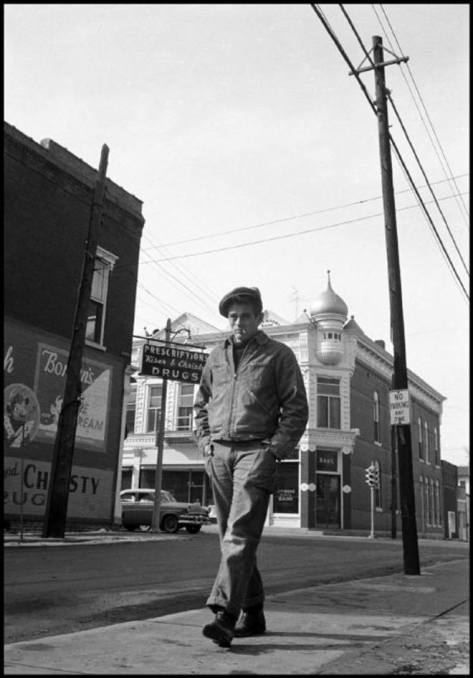 James Dean in Fairmount, 1955. Photo by Dennis Stock. 