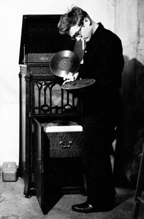 James Dean with his gramophone