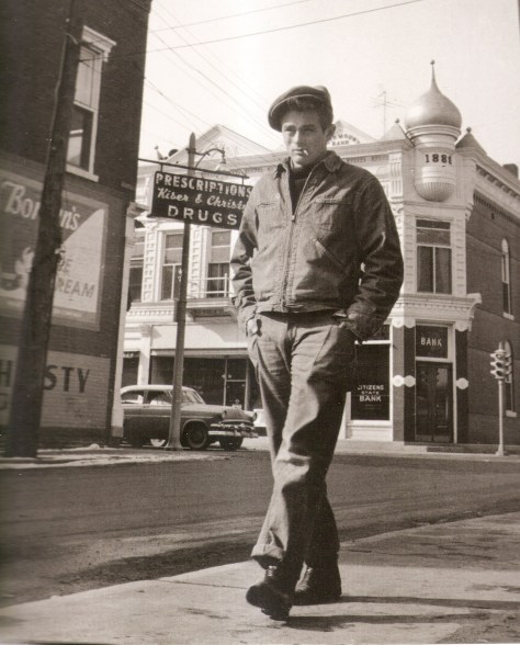 James Dean walking on Washington St. #3